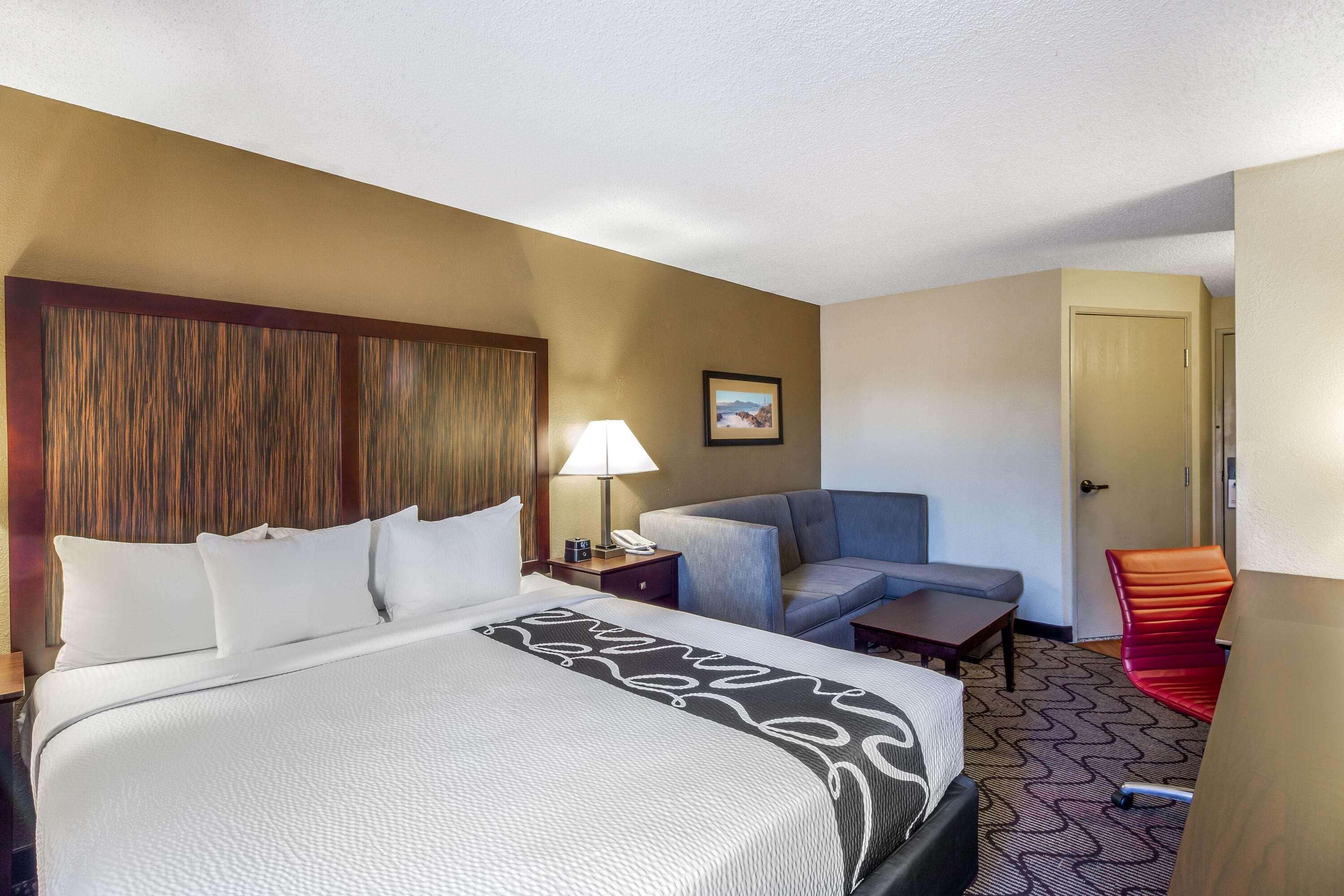Oakland Airport Arena Hotel Экстерьер фото