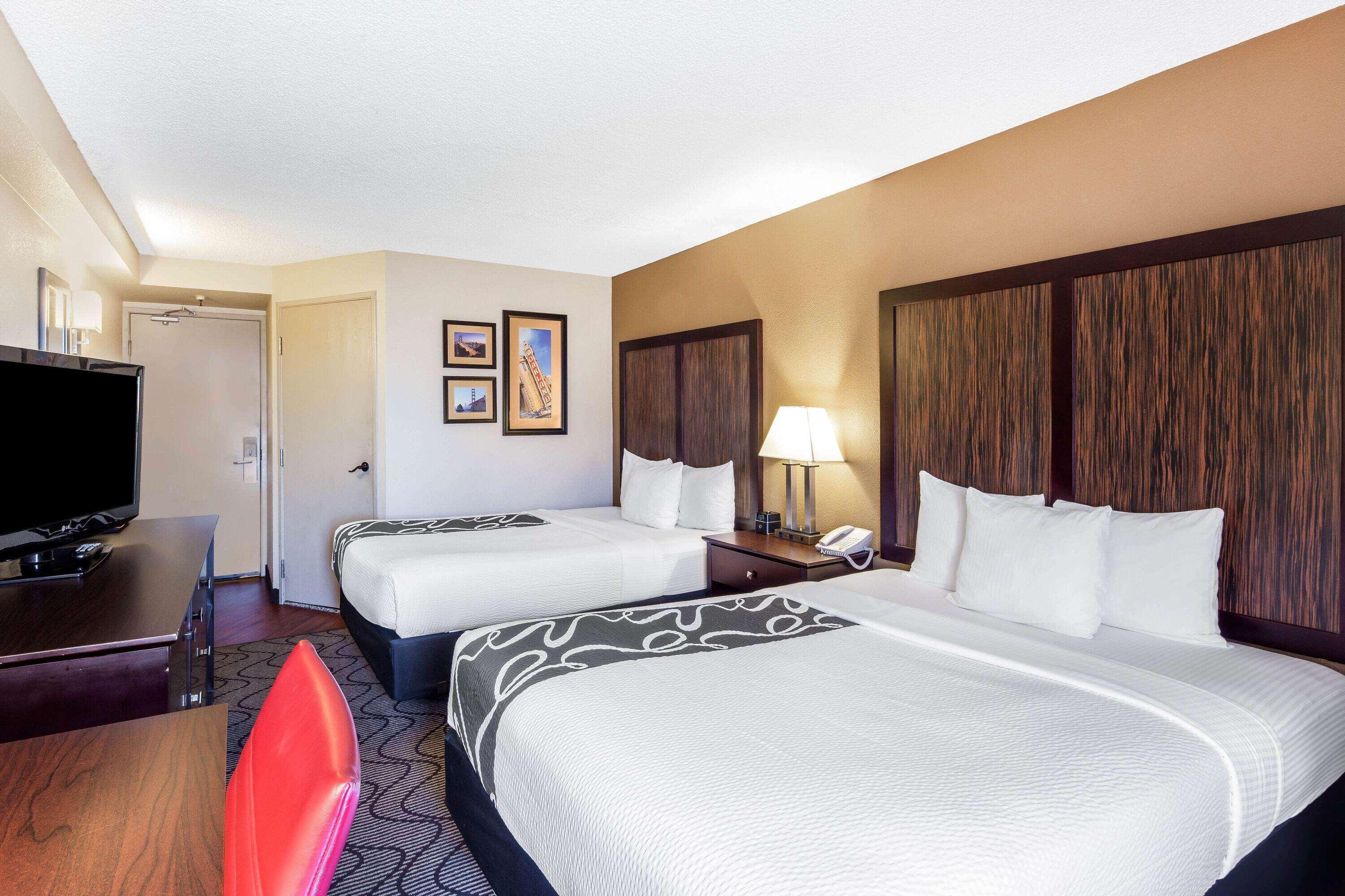 Oakland Airport Arena Hotel Экстерьер фото