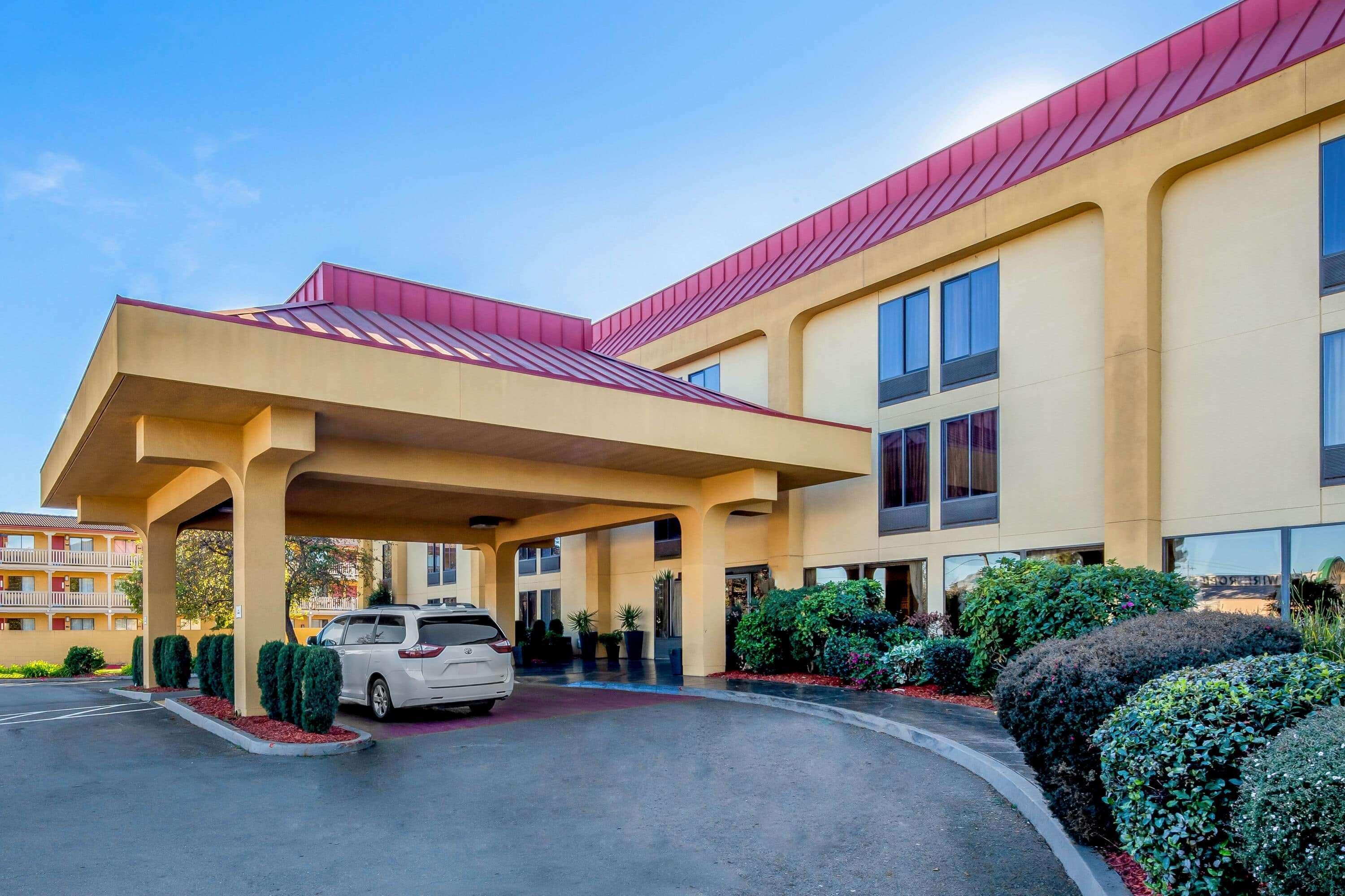 Oakland Airport Arena Hotel Экстерьер фото