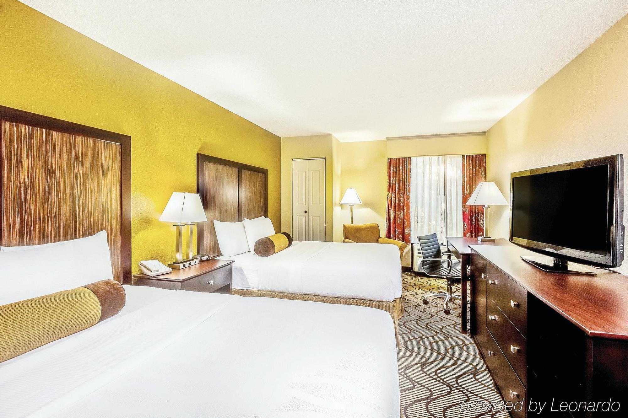 Oakland Airport Arena Hotel Экстерьер фото