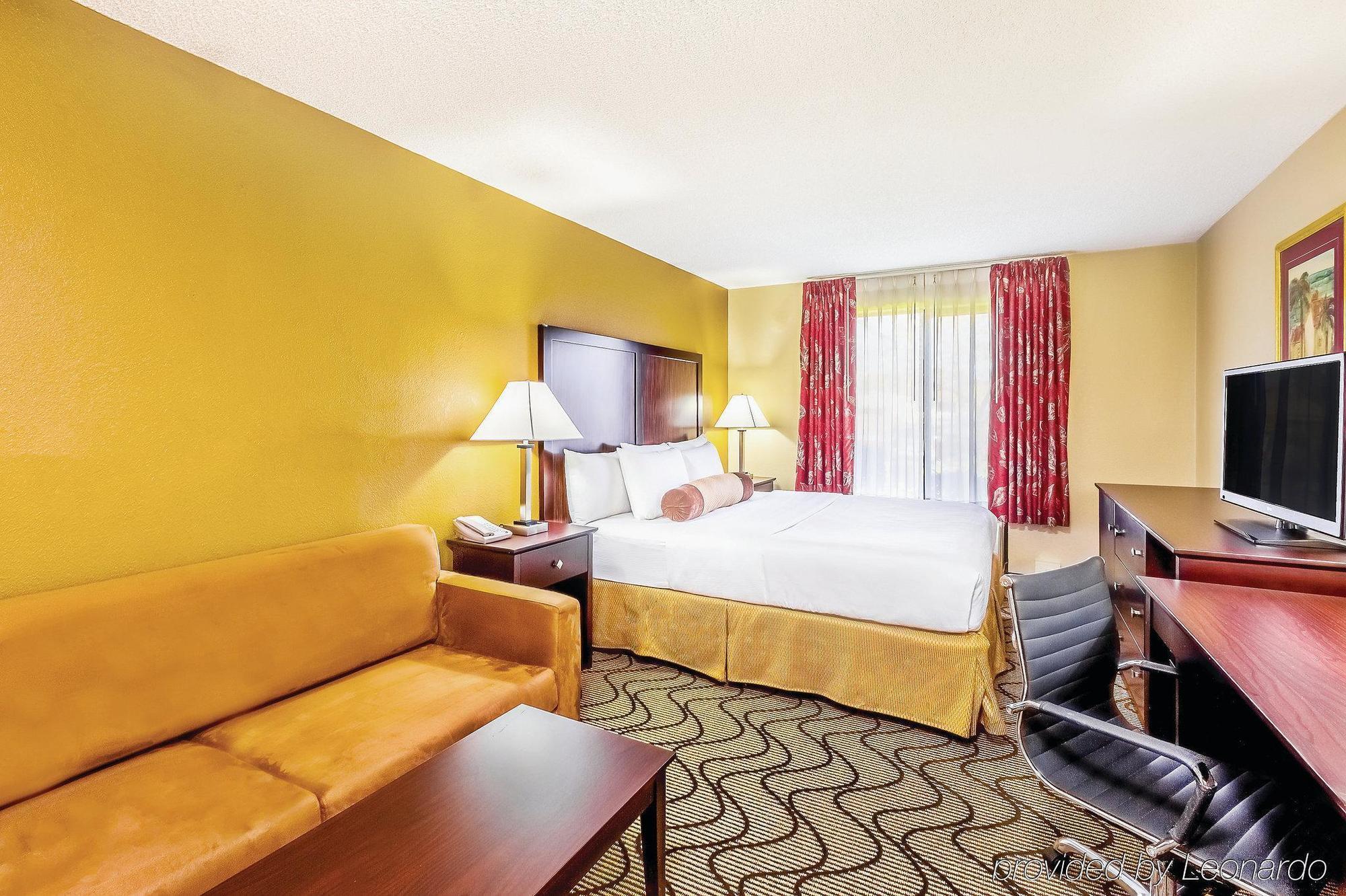 Oakland Airport Arena Hotel Экстерьер фото