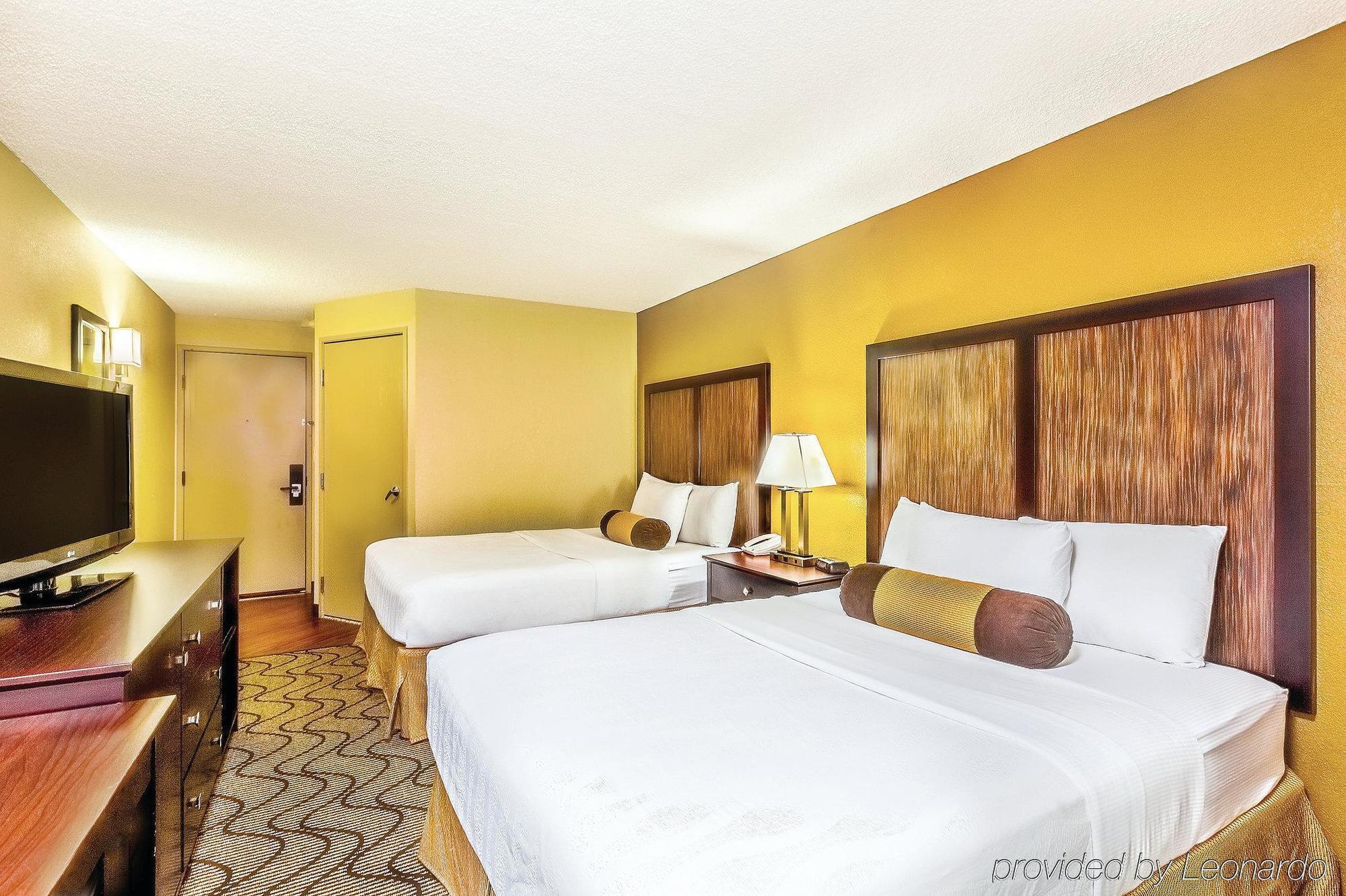 Oakland Airport Arena Hotel Экстерьер фото