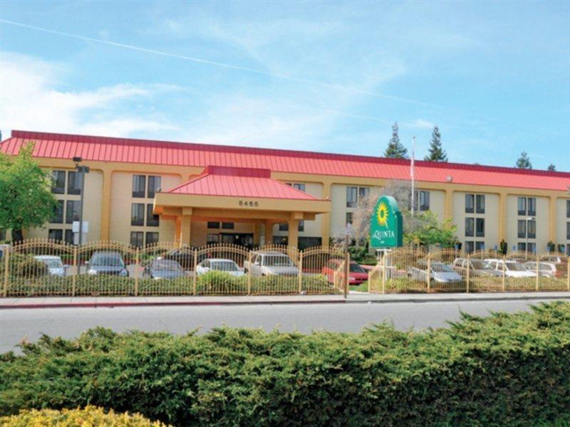 Oakland Airport Arena Hotel Экстерьер фото